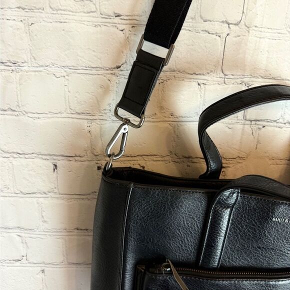 Matt & Nat Black Men Laptop Bag 14x14x3.5 - Picture 10 of 15